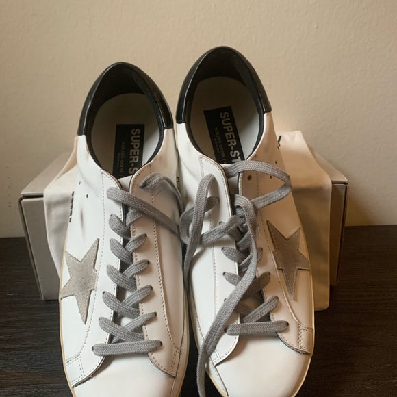 New Golden Goose Men’s size 42 - Picture 2 of 9